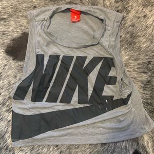 Nike Crop Muscle Tank